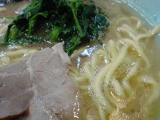 寿々喜家 ラーメン並2.JPG