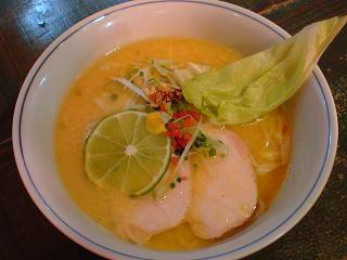 69'N' ROLL ONE 比内地鶏白湯麺1.jpg