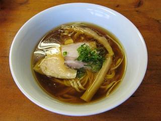 飯田商店　シャモロックスープの醤油らぁ麺.JPG