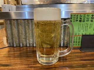 くらや　生ビール中（650円）