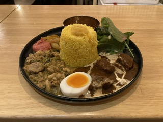 `LE }T@combo curry & soup
